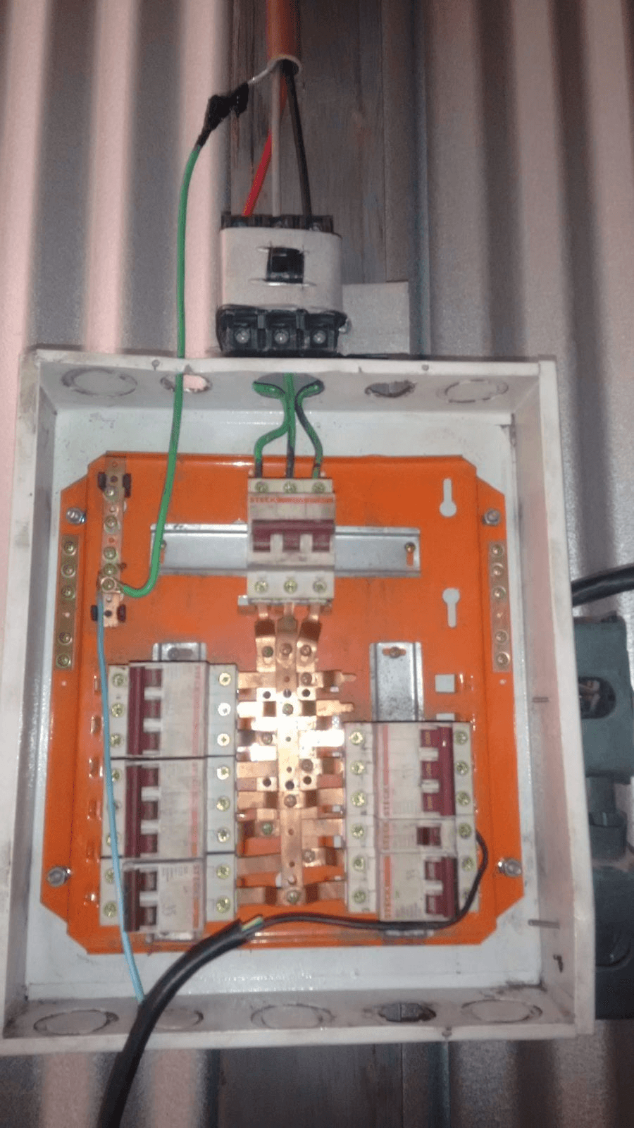 Trabalho realizado pela GS Climatização & Elétrica — projeto 24