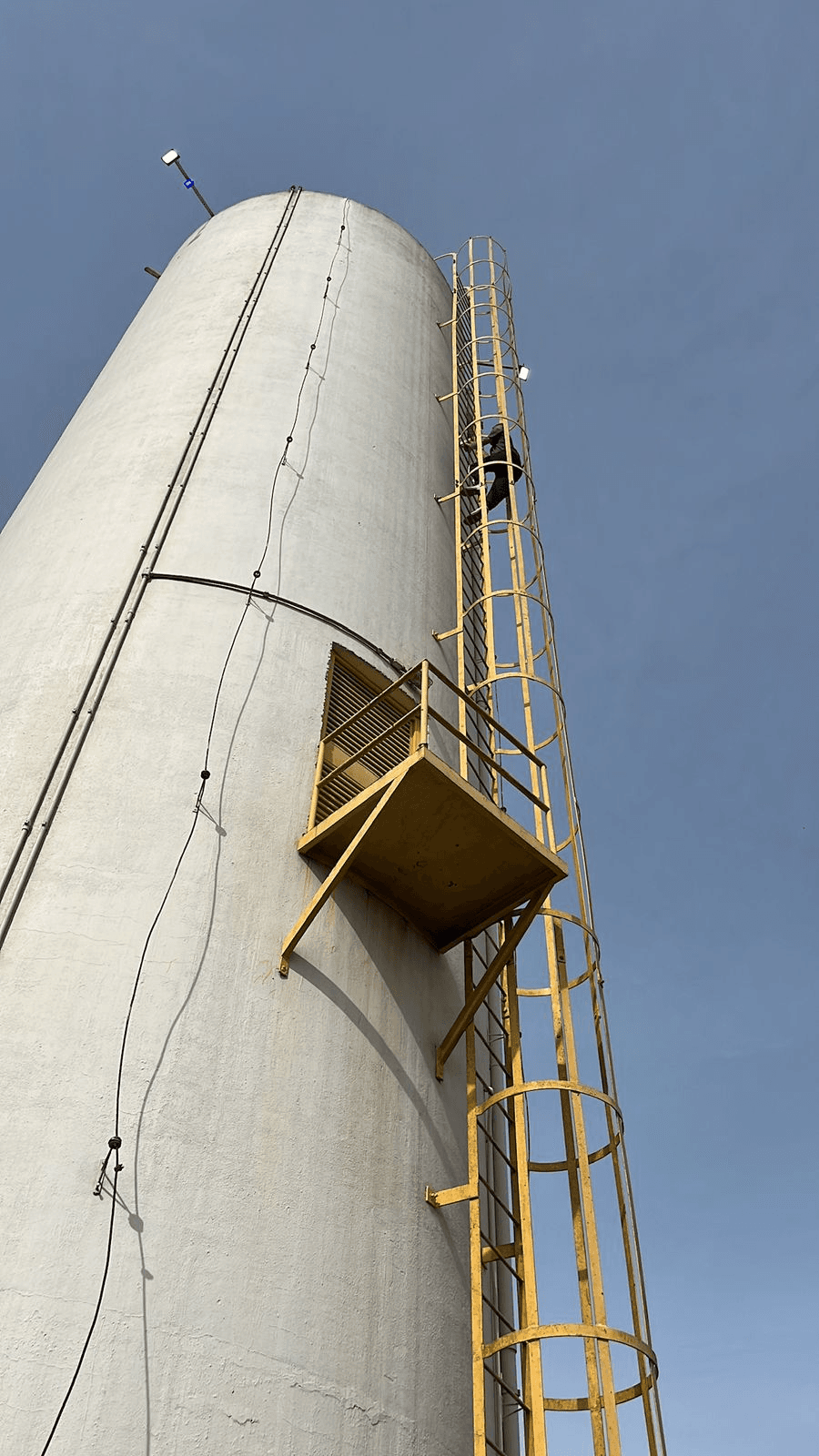 Trabalho realizado pela GS Climatização & Elétrica — projeto 29